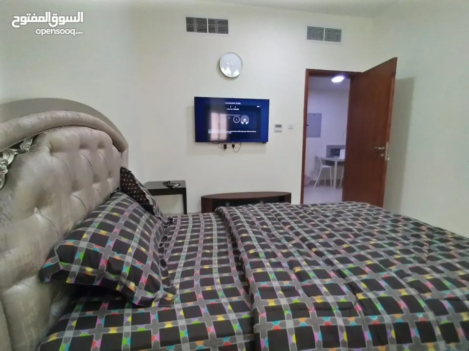شقة مفروشه غرفة وصالة للإيجار الشهري في عجمان منطقة النعيمية خلف يونيتد