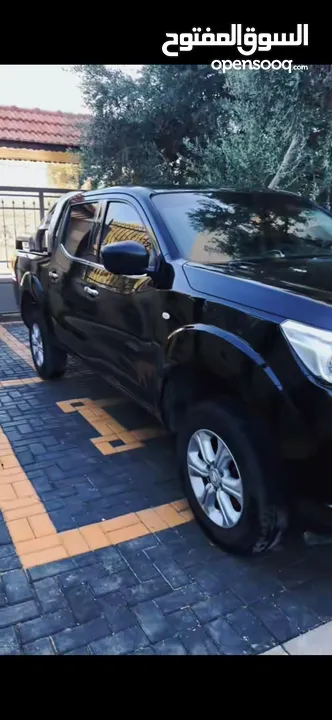 نيسان ناڤارا 2017 ترخيص 2018 دفع رباعي جير عادي ماشيه 96 الف كيلو فقط يد اولى