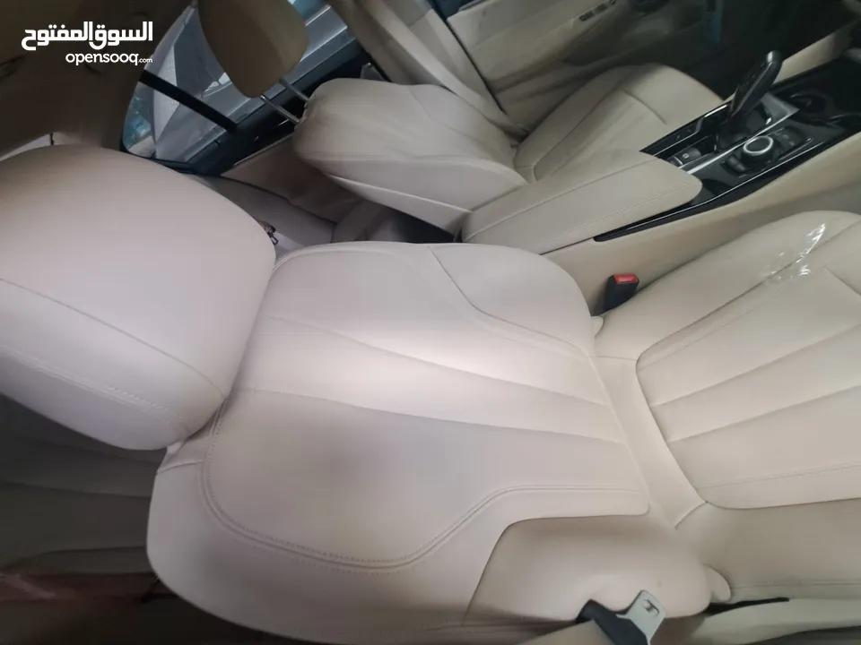 2020 BMW 530E hybrid فل للبيع على ضربتها او مصلحها تصلح لسوق الاعفاءات