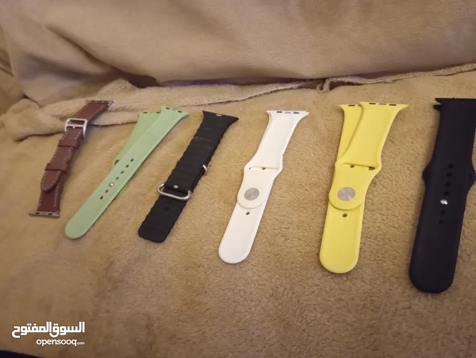 ساعة x8 ultra smart watch بحالة ممتازة جدا مع 7 كساتك