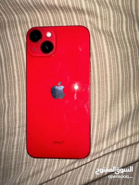 iPhone 14 red