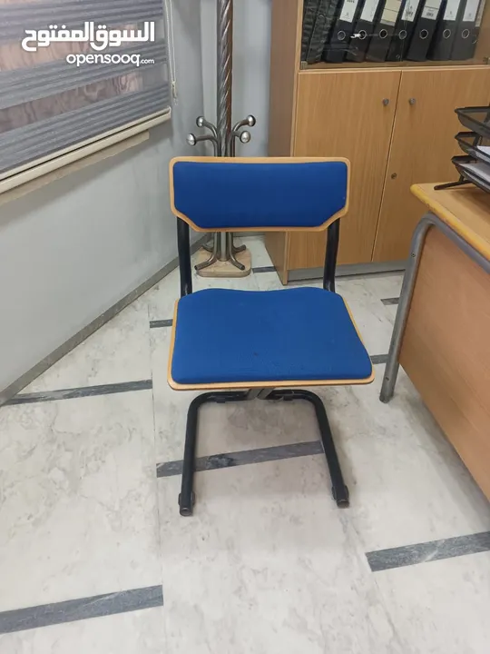 كراسي مدرسية