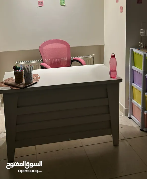 مكتب للدراسة و العمل افضل واقوى انواع الخشب لامينت مكفول يحتاجه كل مكتب و منزل