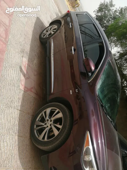 انفينيتي QX60  موديل 2015 فل الفل للبيع قطع بدون تنازل