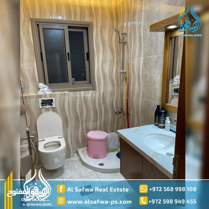 روف مميز جدا للايجار وسط البلد مساحه كبيره مناسبه لراحتك وراحه عائلتك