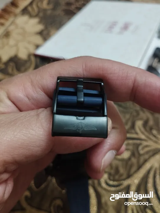 ساعات استعمال شخصي بحاله ممتازة للبيع