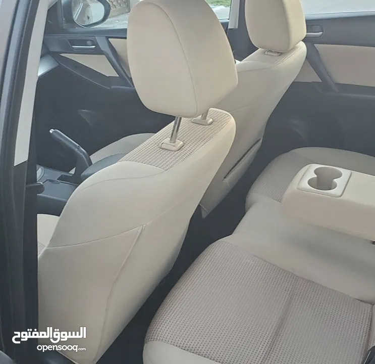 مازدا 3 زوووم موديل 2013 فل كامل مع الفتحه بأعلى صنف ومواصفات من فئتها  MAZDA 3 ZOOM MODEL 2013