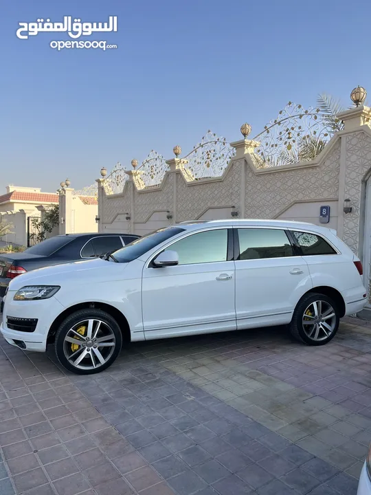 Audi Q7 2014 GCC accident free 130 km 7 seats