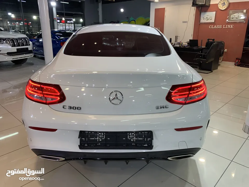 مرسيدس C300 Coupe  موديل 2017 خليجي فل اوبشن بحاله ممتازه