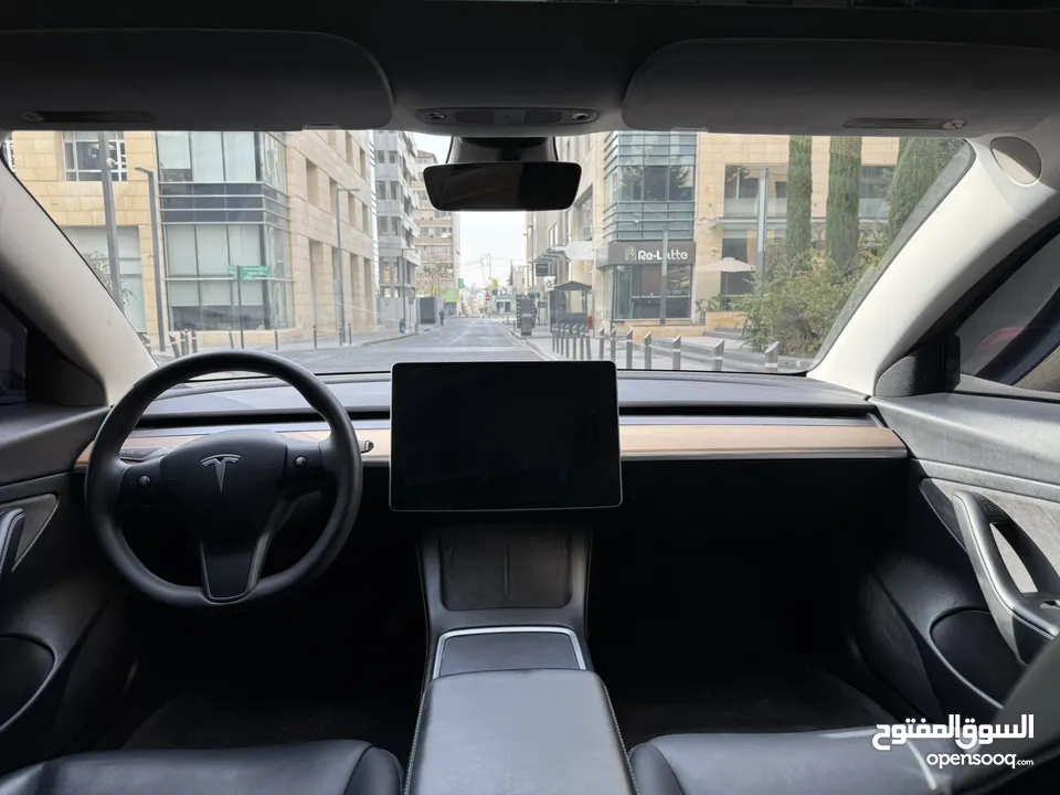 Model 3 / standard plus 2021 Autoscore B+      بحالة الوكالة (%84) اعلى سكور فحص كامل / عداد قليل