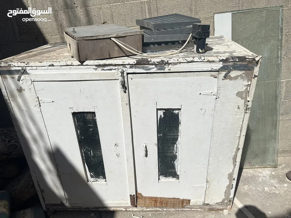 فقاسه للبيع حجم كبير للبيع