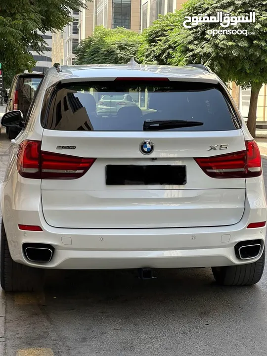 للبيع بداعي السفر  M -kIT BMW X5 Xdrive40e Plug-in Hybrid   Original 2016