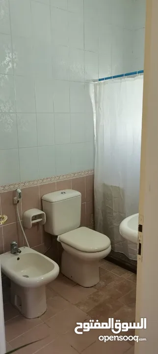 شقه طابقيه طابق ثاني للإيجار