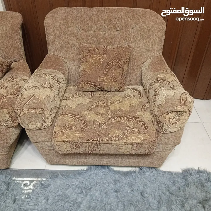 طقم كنب للبيع
