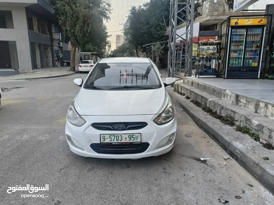 هونداي اكسنت 2015اربعه غيار 1600 بسعر حرق 39500