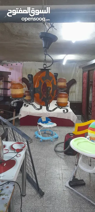 ثريات للبيع