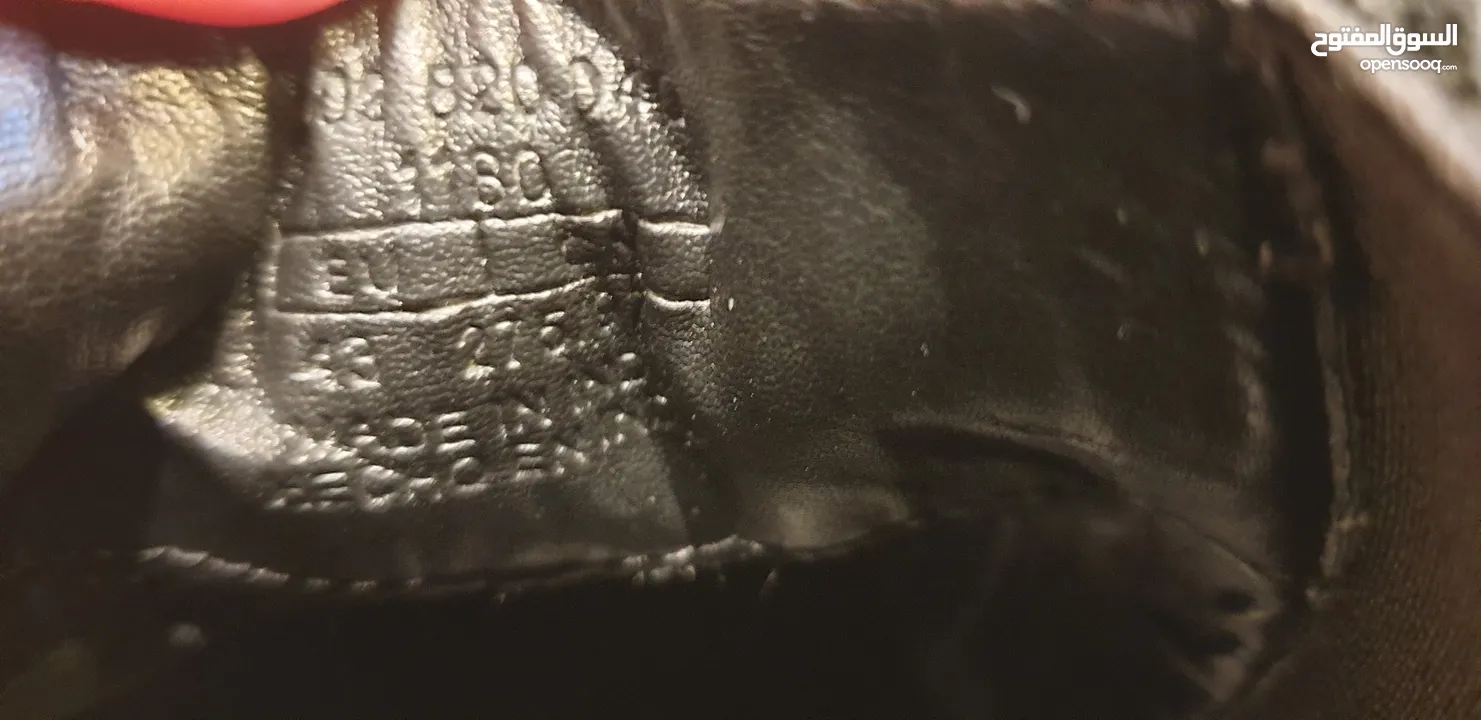 ZARA original black suede men boots used size 43  شوز ماسيمو اصلي