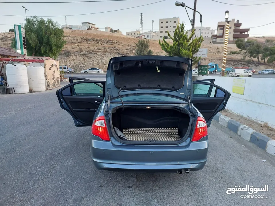 فورد فيوجن 2011 هايبرد استخدام شخصي كلين تايتل 4 جيد  ماتور وجير ونظام الهايبرد بدون اي مشاكل لون بت