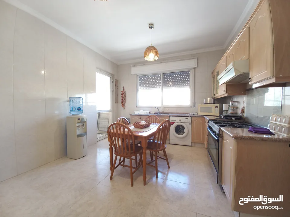 شقة مفروشة للإيجار في ضاحية الأمير راشد  ( Property 34302 )-175106971