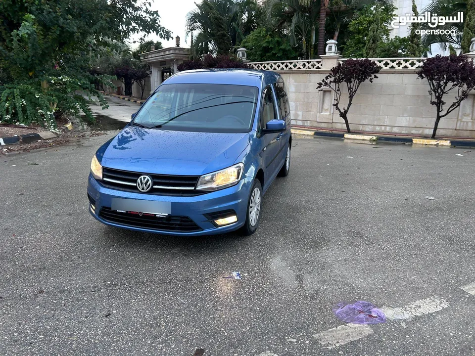 كادي 2018_ماتور2000ديزل _(ركاب 6+1)غيار عادي عداد 110الف _غرفة مبطنة صلاة النبي نخب ومميز من الاخر