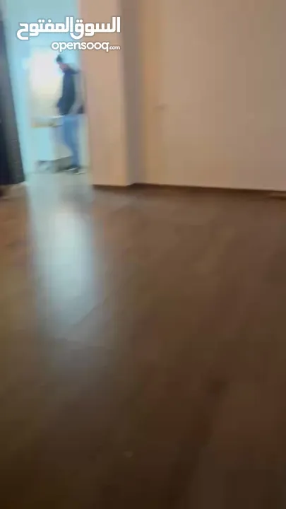 شقه للايجار في سطح مرحبا