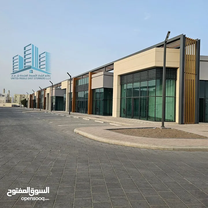 SHOP WITHIN A COMMERCIAL COMPOUND IN A PRIME LOCATION / محل ضمن مجمع تجاري