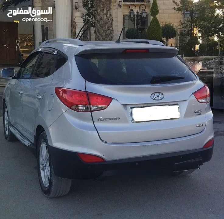 توسان 2014 فحص ولا ضربة 4x4 فل عدا فتحة سعررررر مغررررري