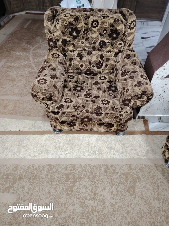 طقم كنب سبع مقاعد