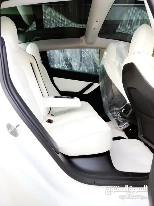 تيسلا 2021 model 3 فحص كامل 4 جـيـد فرش ابيض جنط 19بحالة الوكالة لون مميز للبيع بسعر لقطة ومحروووق