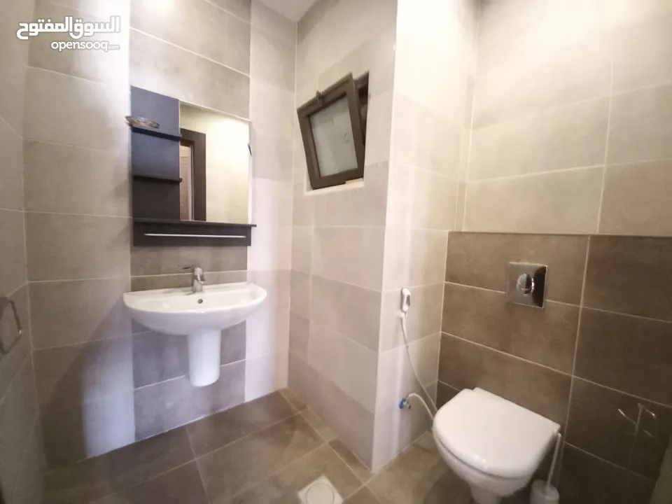 شقة مفروشة للإيجار في عبدون  ( Property 32680 )-175083540