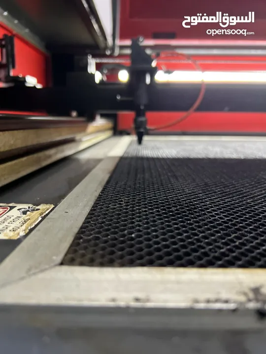 ماكنة ليزر cnc