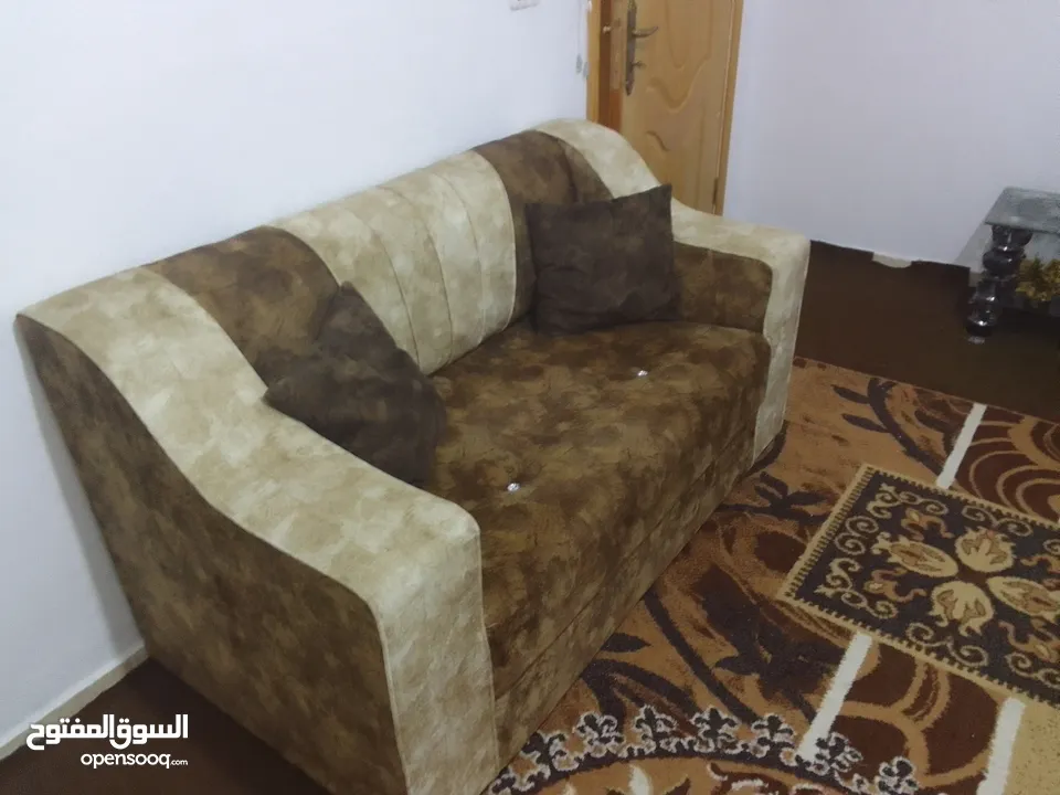 كورنر حرف L تفصيل للبيع استعمال خفيف جدا وقابل للتفاوض
