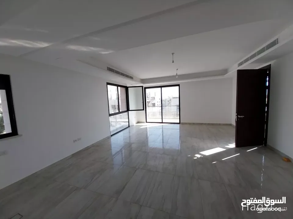 شقه طابق اول بناء حديث سوبر ديلوكس تشطيبات بجوده عاليه في الدوار الراب... ( Property ID : 30086 )