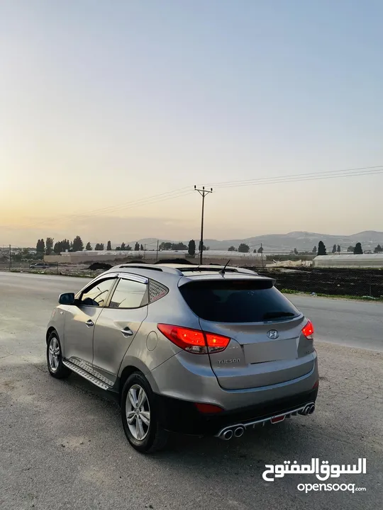 توسان 2011 فل اضافااااات