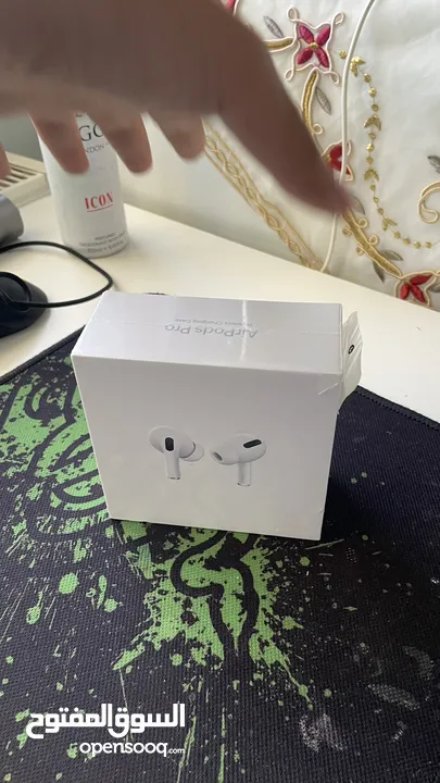 سماعات ابل ايربودز 2 wireless charging  اقل سعر بالمملكة case