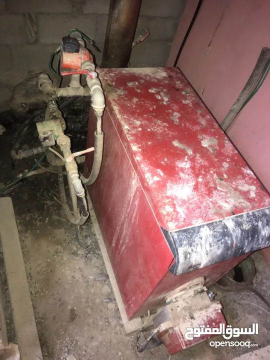 ماطور تدفئة مركزية مع خزان سولار مع الراديترات (المشعاعات)