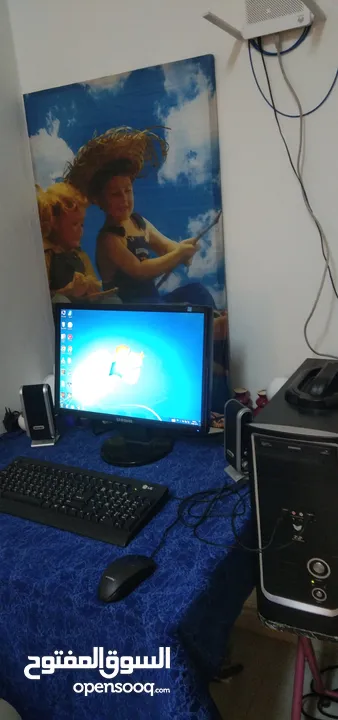 كمبيوتر مستعمل بحالة الجديد للبيع