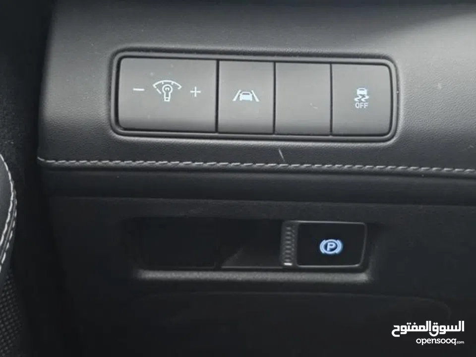 للبيع: (هونداي سانتافي ،2021 )— فخامة SUV حقيقية بحالة وكالة