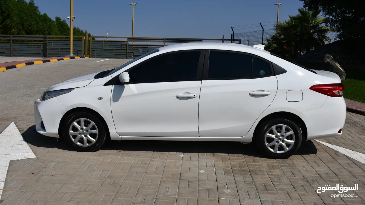 Available for Rent Toyota-Yaris-2022 (Monthly-2000 Dhs)