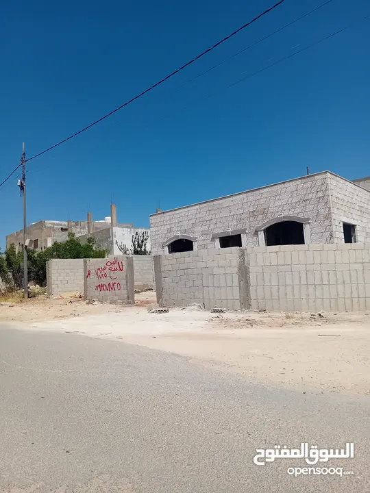 بيت البيع خلف سوق المركزي