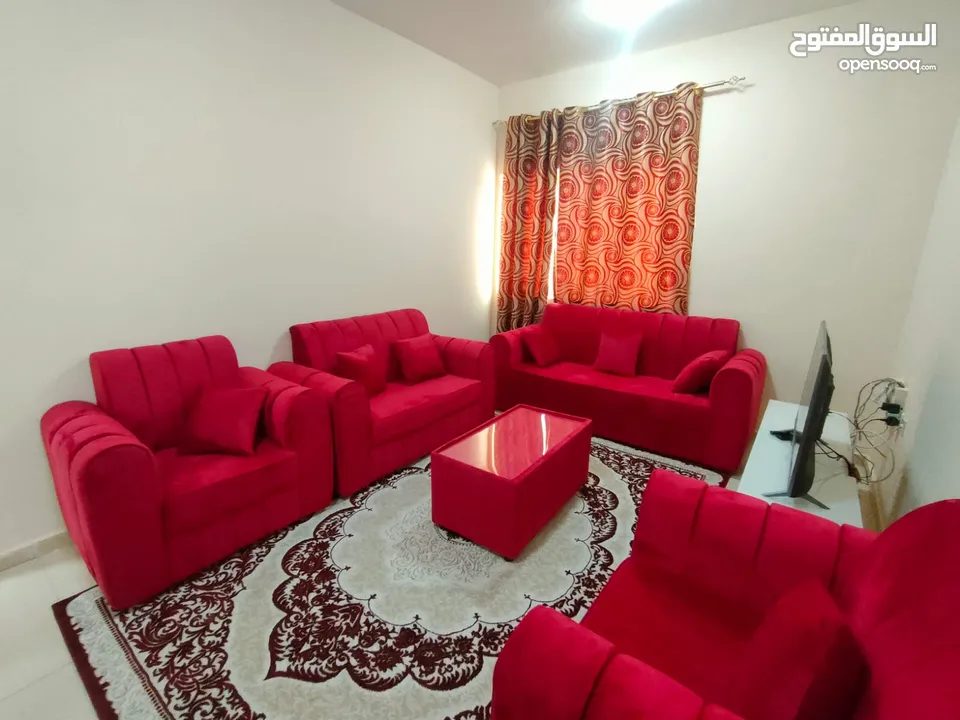 #غرفه وصاله مفروش فرش جديد ونظيف جدا للايجار الشهري الراشديه (حسين)