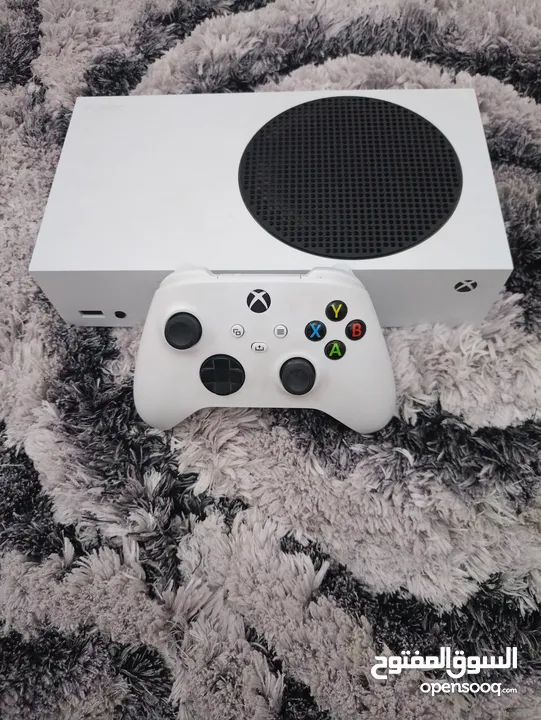 xbox series s لون ابيض 512