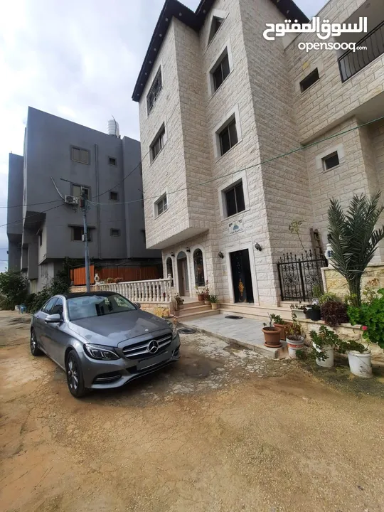 مرسيدس بنز الفئه c200 بنزين