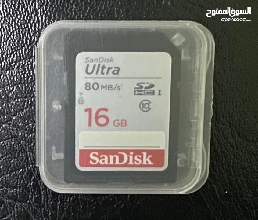 للبيع الكاميرا و عدسة