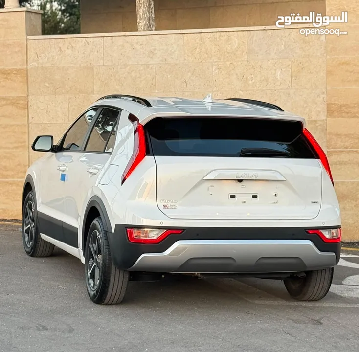 كيا نيرو هايبرد 2023