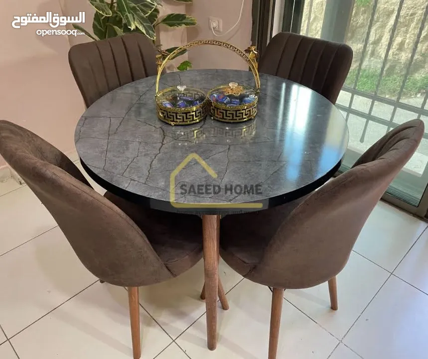 طاولة سفرة دائرية مع 4 كراسي سطح الطاولة خشب ملبس فورمايكا – مقاوم للخدوش وسهل التنظيف