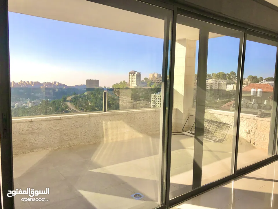 شقة للبيع في رام الله  
في الطيرة خلف البيت الانجيلي