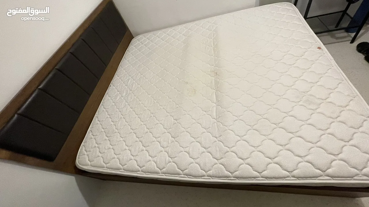 Bed frame and mattress