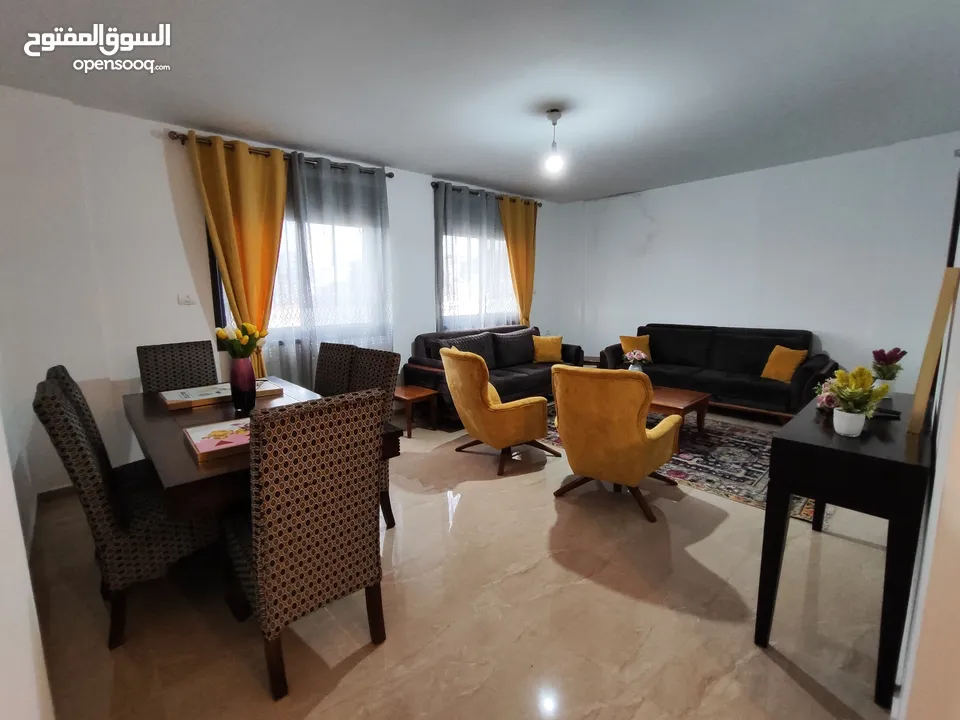 شقة جديدة مفروشة للإيجار قرب منتزه بلدية رام الله