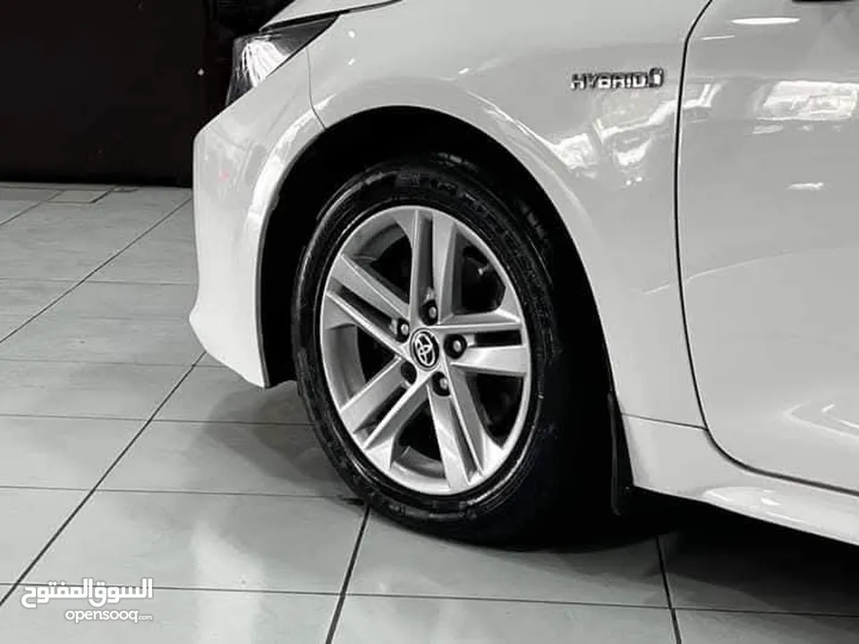 Toyota Corolla Station Hybrid 2021 بطارية ليثيوم